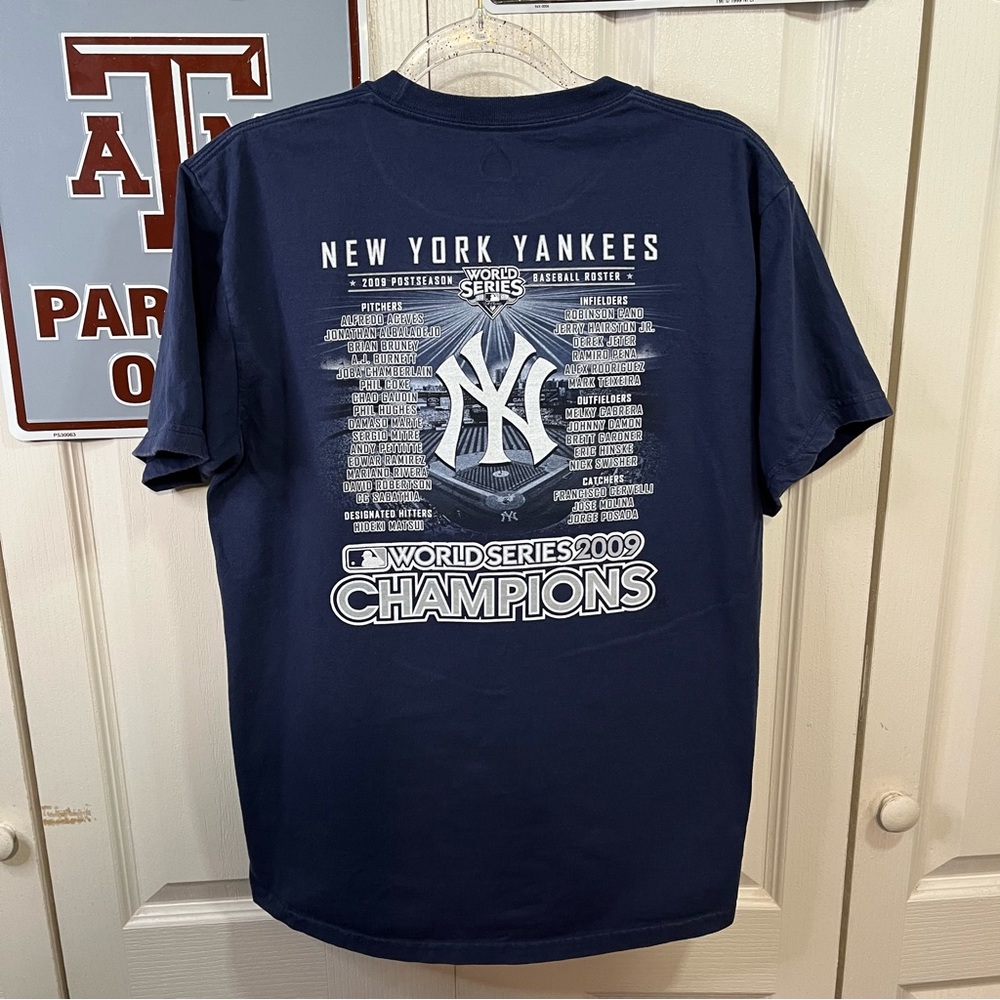 New York Yankees 2009 World Series Champions T-shirt